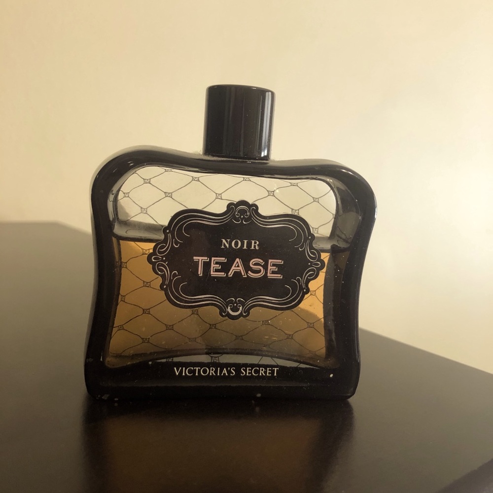 VICTORIA’S SECRET - TEASE💝